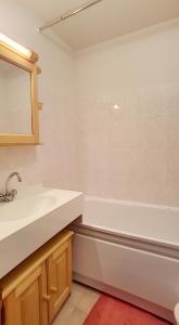 APPARTEMENT VUE DEGAGEE SAINT JEAN D'AULPS STATION 6 personnes OURSON 56