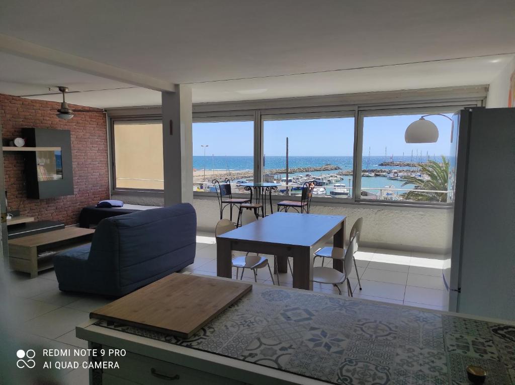 Appartement Appartement vue mer 1 Rue Jean Bouteille 11100 Narbonne-Plage