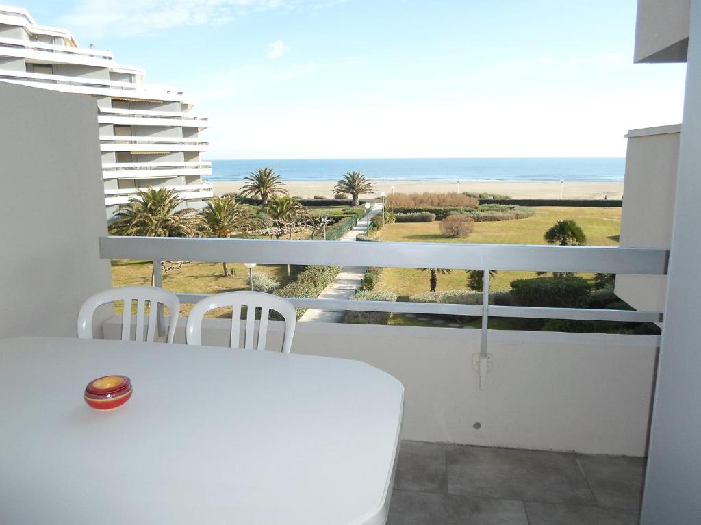 Appartement Appartement Vue Mer 212 Résidence les 3 Mâts Avenue des Terrasses du Levant BATIMENT B1  Appt 212 66140 Canet-en-Roussillon