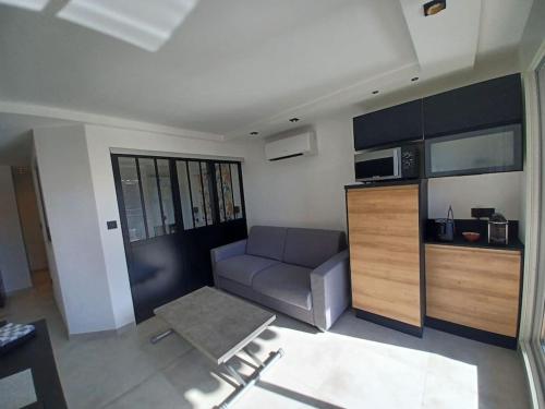Appartement vue mer - balcon - parking - piscine