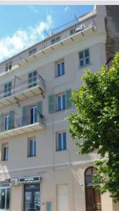 Appartement Appartement vue mer et îles italiennes Place vincetti 14 20200 Bastia Corse