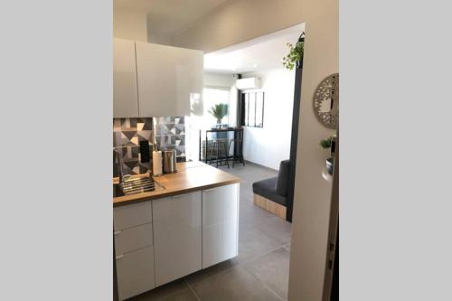 Appartement vue mer et port, refait a neuf pour vous ! Climatisé