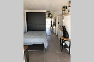 Appartement vue mer et port, refait a neuf pour vous ! Climatisé