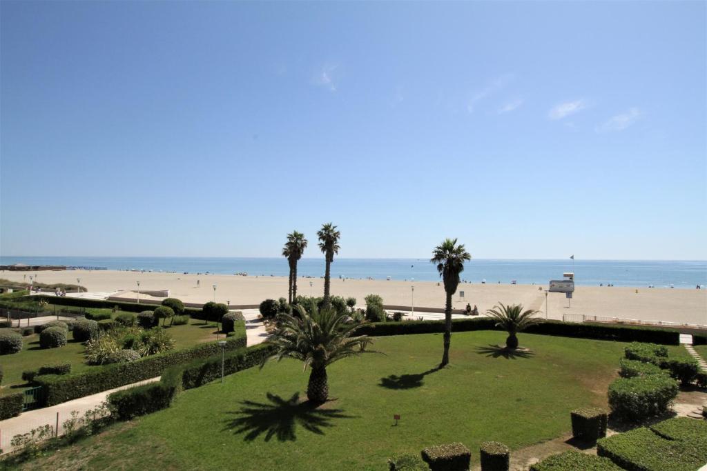 Appartement vue mer, piscine et parking charles trenet, BAT B, 66140 Canet-en-Roussillon