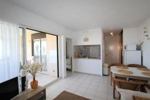 Appartement vue mer, piscine et parking