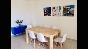 Appartement vue mer, rivière et montagnes