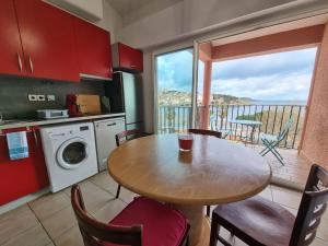 Appartement Appartement VUE MER TERRASSE CLIM WIFI 2 Rue Joliot Curie 66650 Banyuls-sur-Mer Languedoc-Roussillon