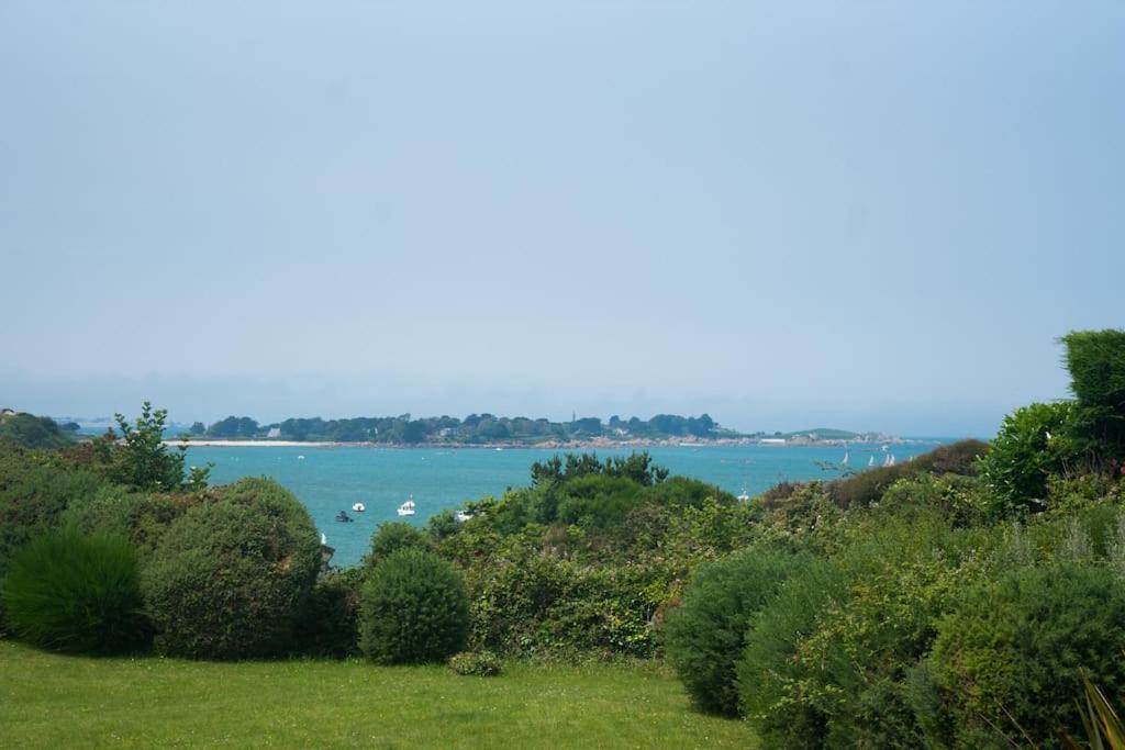 Appartement vue sur mer, 100 m de la plage Résidence du Kelen Rue Bir Hakeim, 29660 Carantec