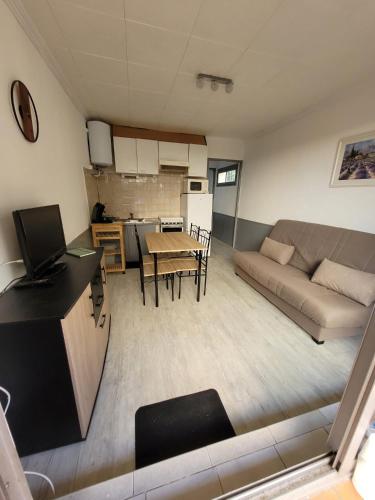 Appartement2 avec terrasse au calme, proche centre ville et plage