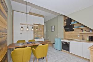 Appartementanlage Eldena FeWo 09 strandnah, Balkon, eigene Infrarotsauna