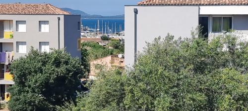 Appartment T2 near port