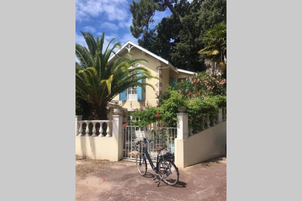 appt 2 chambres calme,clim, plage et gare proche pkg 7 Avenue de Mendivil, 33120 Arcachon