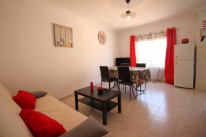 Appartement Appt 350m From The Beach - Algarve Rua Bartolomeu Dias 8365-148 Armação de Pêra Algarve