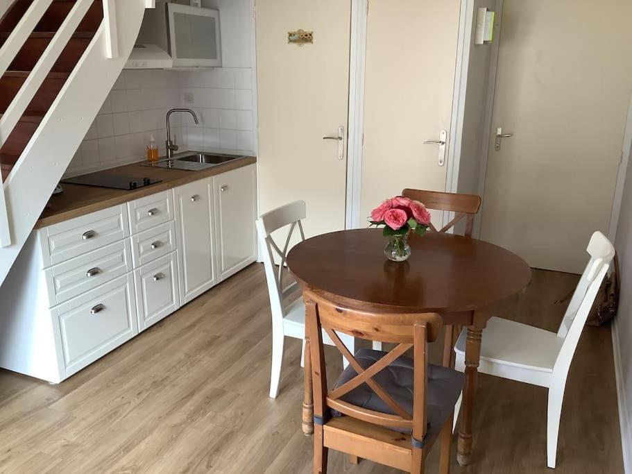 Appartement APPT 4Pers - Calme aux Manoirs 2 en Bord de Mer 48 Rue du 8 Mai 14470 Courseulles-sur-Mer