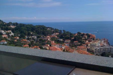 Appt 5 personnes vue mer piscine Costa Plana Cap d'Ail Monaco