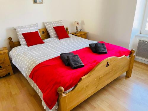 Appt 50m2, 4 personnes, ménage, draps et serviettes inclus