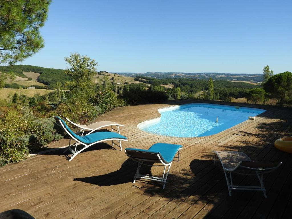 Appt avec balcon, été et hiver, Doucy-Valmorel 73260 La Léchère