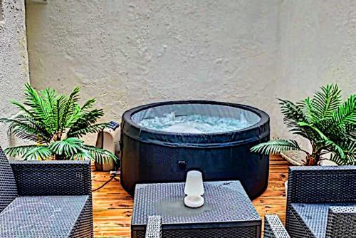 Appt avec jacuzzi place Pey Berland