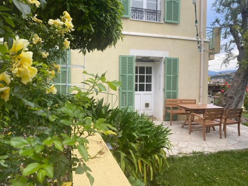 Appt avec jardin et clim proche Arènes de Cimiez