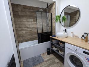 Appartement Appt cosy en cœur de ville proche Lille - 15 min 17 Rue du Général Leclerc 59200 Tourcoing Nord-Pas-de-Calais