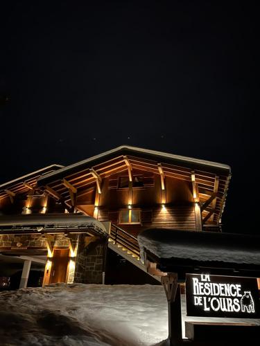 Appt de 30m2 - 4 personnes à 500m des pistes de Megève Parking - Wifi - Casier N5 Megeve