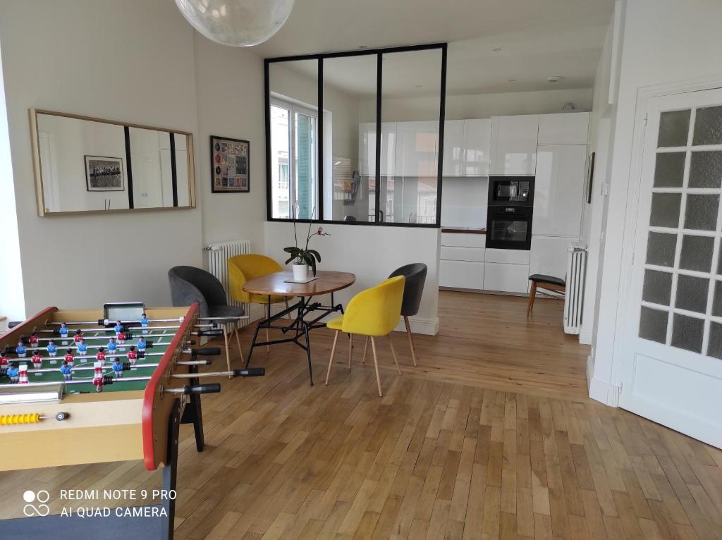 Appartement Appt F4 Neuf Lumineux, centre Ville, Garage 39bis Avenue de la Libération 63000 Clermont-Ferrand