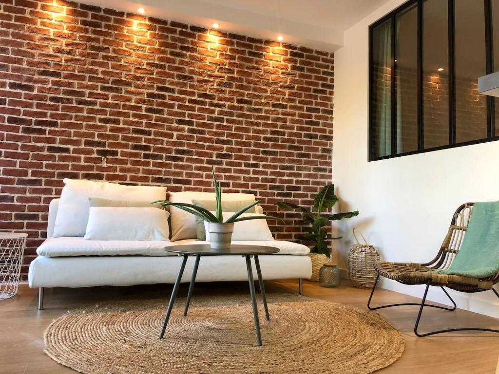 APPT T3 75m2 plein sud avec pk