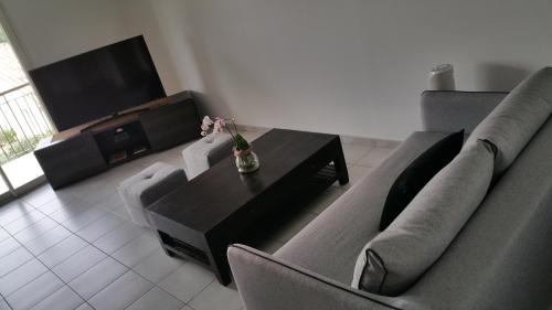 Apt 50m2 avec Balcon tout équipé proche d'Avignon
