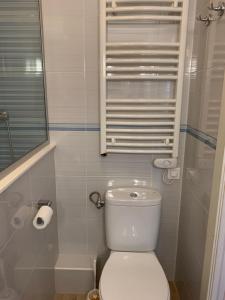 Appartement Apt Cozy Le Blue Sand au calme et en bord de mer + parking gratuit 21 Quai Séverine P & V 83430 Saint-Mandrier-sur-Mer Provence-Alpes-Côte d\'Azur