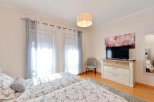APT FLORIPES - NEW - NICE VIEW, POOL, NEAR RIA FORMOSA