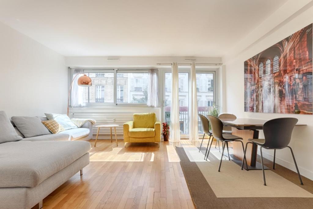 Appartement ❋ Apt for 4p near the Eiffel Tower - Paris 16 ❋ 32 Rue Davioud 75016 Paris