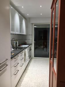 Apt For 5 With Balcony 400m From The Beach
