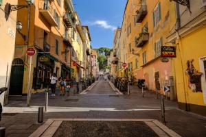 Apt in Middle of Old Town Nice/Nr Shops/Bars/Cafes