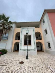 Apt Praia del Rey Óbidos piscina comum B4