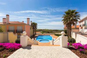 Apt Praia del Rey Óbidos piscina comum B4