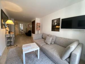 Appartement Apt prisé Cannes, terrasse, coeur Suquet 13 Rue Louis Perrissol 06400 Cannes Provence-Alpes-Côte d\'Azur