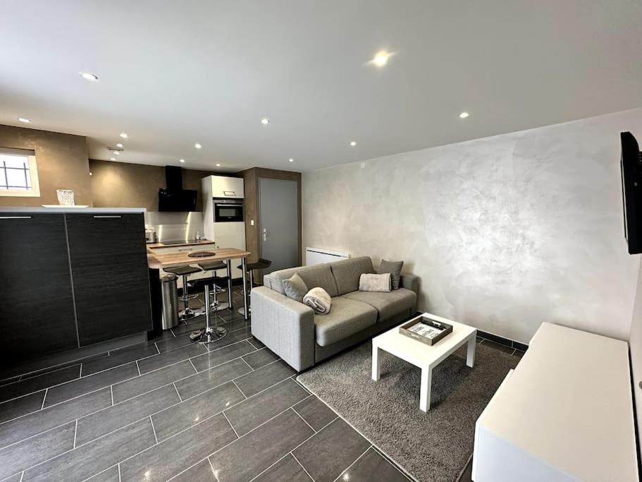 Appartement APT. PRIVÉ «Le skieur» / Accès Ski / Cosy & équipé 76 Montée du Pré des Clefs 88400 Gérardmer