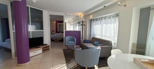 Apt With All Comforts Close To The Beach