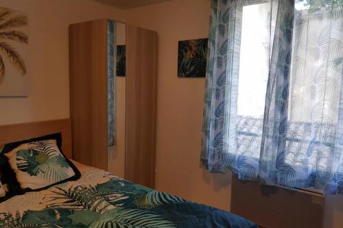 Apt With Terrace Near The Ramparts Of Avignon