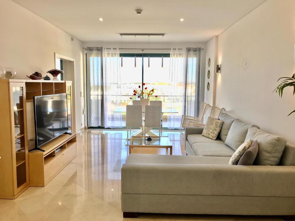 Appartement Aquamar Marina 410 by Vilamoura Sun Avenida Cerro da Vila 8125-403 Vilamoura