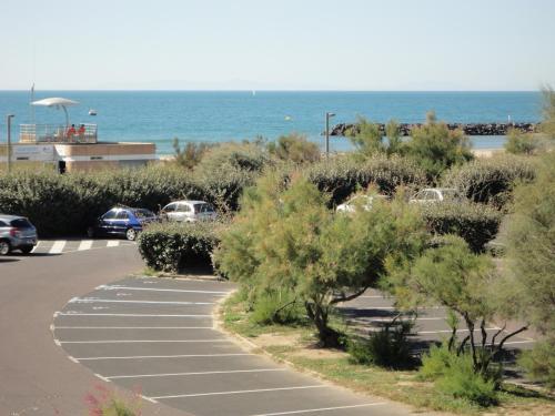 AQUAPLAGE Joli T2 vue mer piscine Cap d'Agde