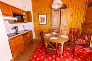 Arc 1950 - Charmant appartement 2-4 personnes dans résidence hôtelière