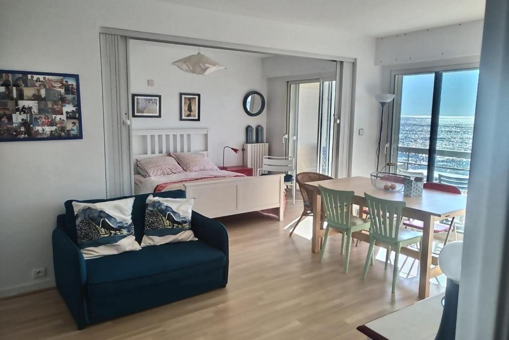 Appartement Arcadia Bay Sables d'Or - Waterfront - Ocean view 1 esplanade des gascons 64600 Anglet