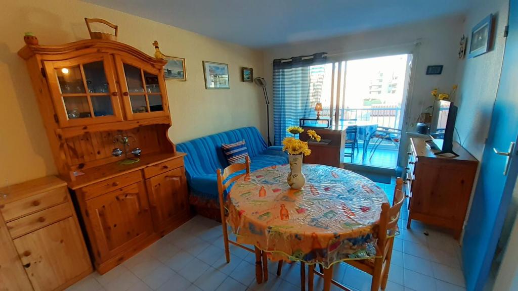 Appartement ARCHIPEL III Joli T2 piscine proche plage Richelieu Cap d'Agde Résidence ARCHIPEL III Appartement 9A 34300 Le Cap d\'Agde