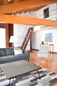 Appartement Architect-Designed Loft in a Historic Hilltop Neighborhood Rua Dom Pedro V Nr. 107 2H 1250-093 Lisbonne -1