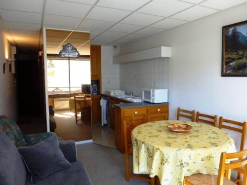 Appartement Appartement Arette, 2 pièces, 6 personnes - FR-1-602-52 résidence MAHOURAT LA PIERRE ST MARTIN Arette