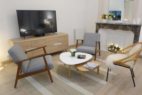 Arles Getaway - La Suite Arlésienne