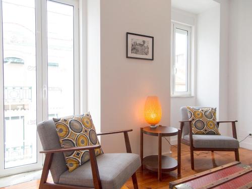 Arroios Charming & Bright Lisboner 2-Bedroom Apt
