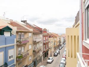 Arroios Charming & Bright Lisboner 2-Bedroom Apt