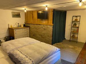 Appartement Art Boutique Apartment im historischen Stadtkern von Menden 17 Ostwall Eingang Holztür links vom Haus 58706 Menden Rhénanie du Nord - Westphalie